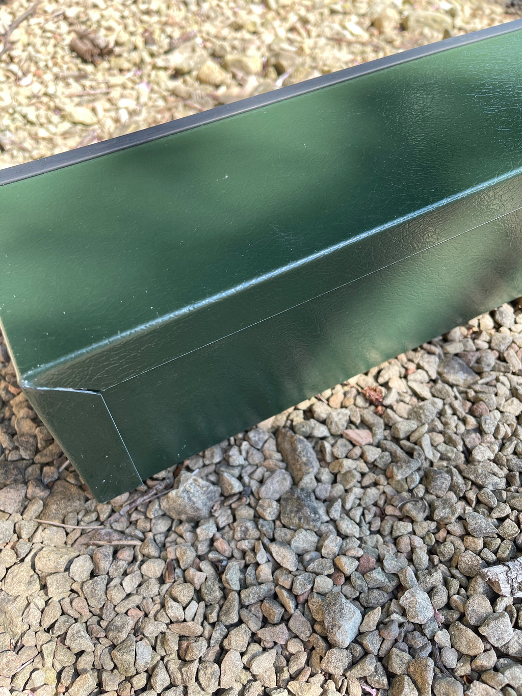 Bottom construction of planter