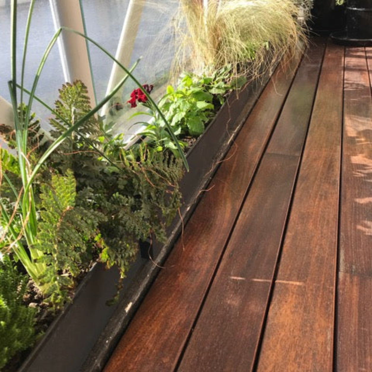 Anthracite Metal Window Box Planter – 94.5cm Long  Balcony & Windowsill Planter
