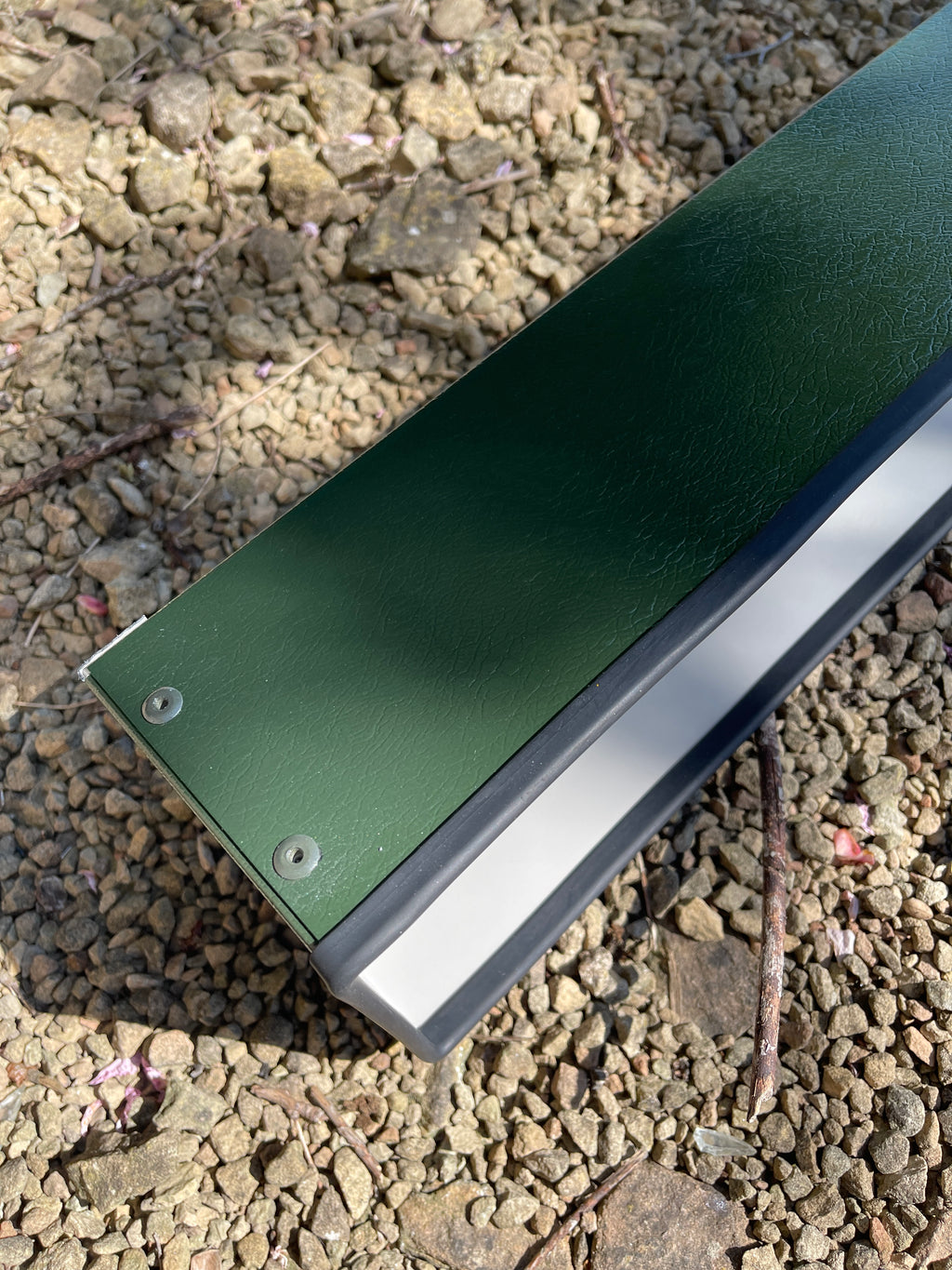 readr riverting on metal planter